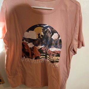 Joshua Tree t shirt medium